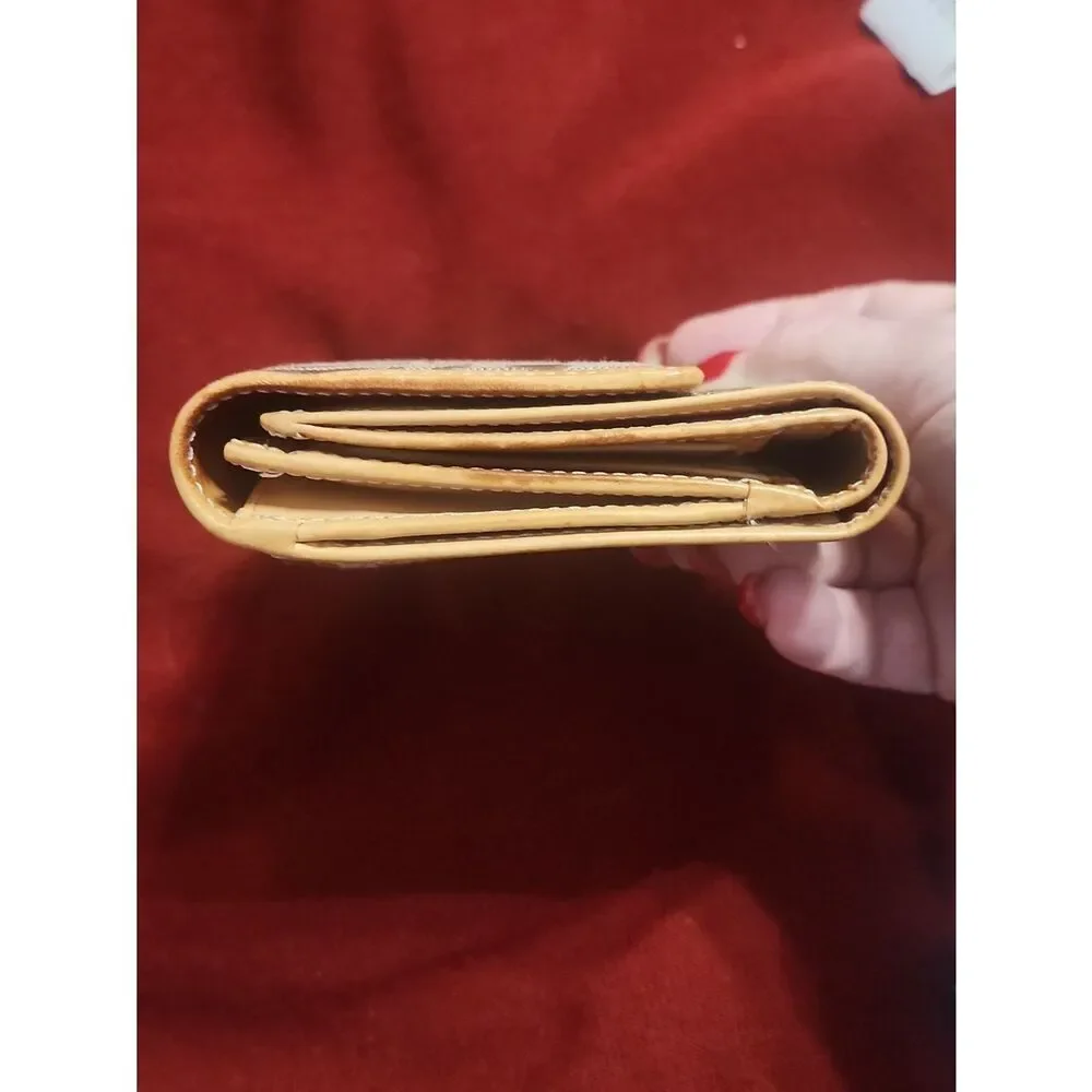 Coach Beige Trifold Leather Wallet